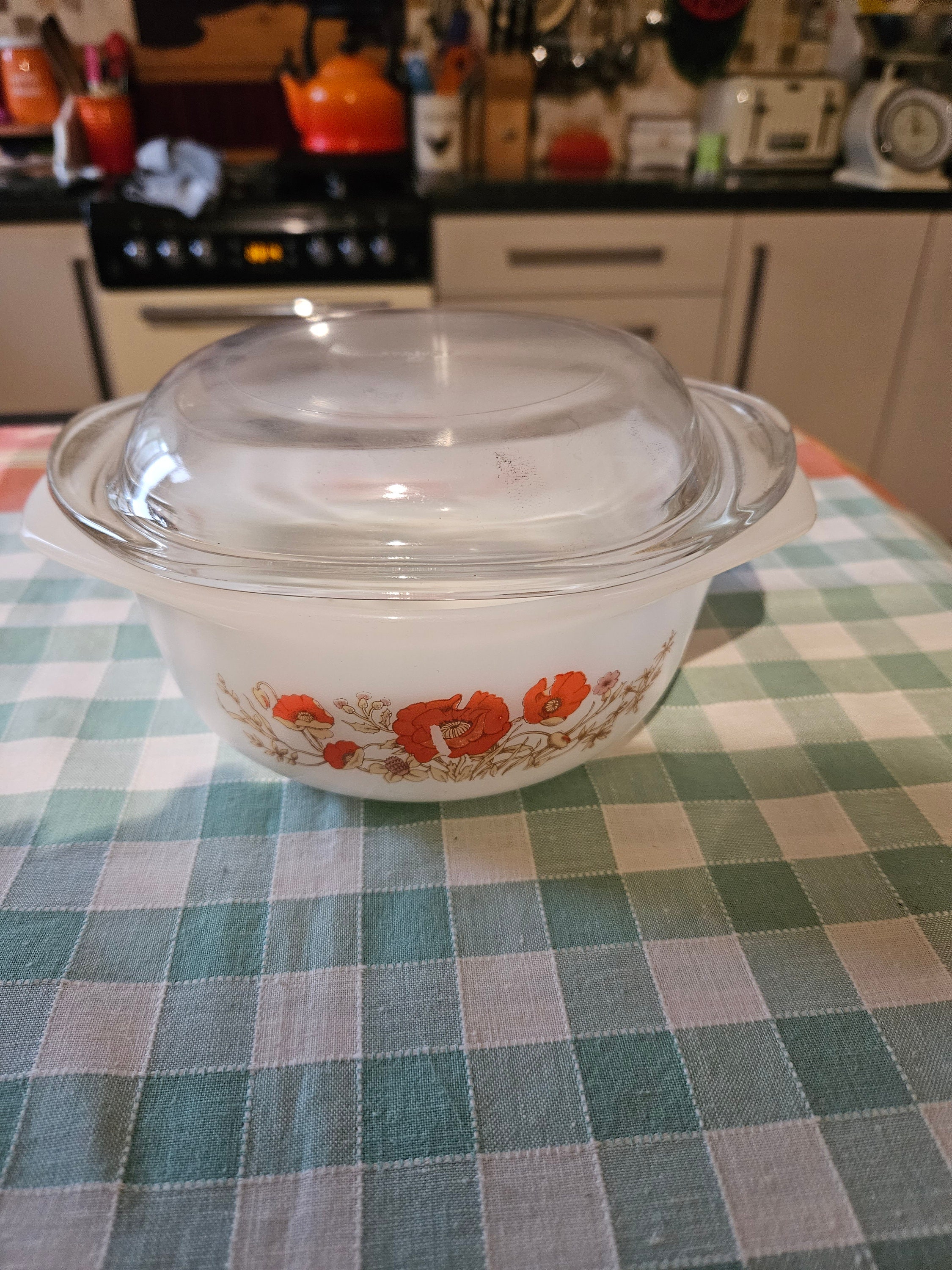 Pyrex Medium-sized Casserole Dish White Glass With Orange Tea Rose ...