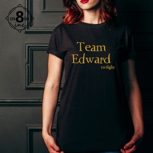 Team Edward Twilight vampire time of night - Black Tee shirt with GOLD/WHITE or NEW Silver lettering