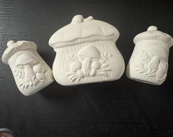 Vintage mushroom napkin holder with salt and pepper shaker