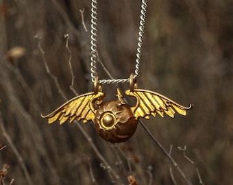Fantasiehanger gevleugelde oogbol, sterlingzilveren ketting met gehoornd oog, RPG-geïnspireerde gotische sieraden voor cosplayfans