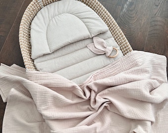 Organic Cotton Changing Basket Liner & Muslin Swaddle Blanket Set