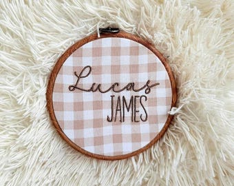 Prénom personnalisé pour bébé - Cerceau prénom brodé pour décoration murale de chambre d'enfant, cadeau personnalisé pour nouveau-né, faire-part de naissance souvenir