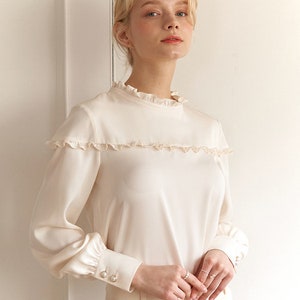 Vintage Women&#39;s Silk Blouse,  Long Sleeve Minimalist Blouse, Casual silk Top, Feminine Blouses