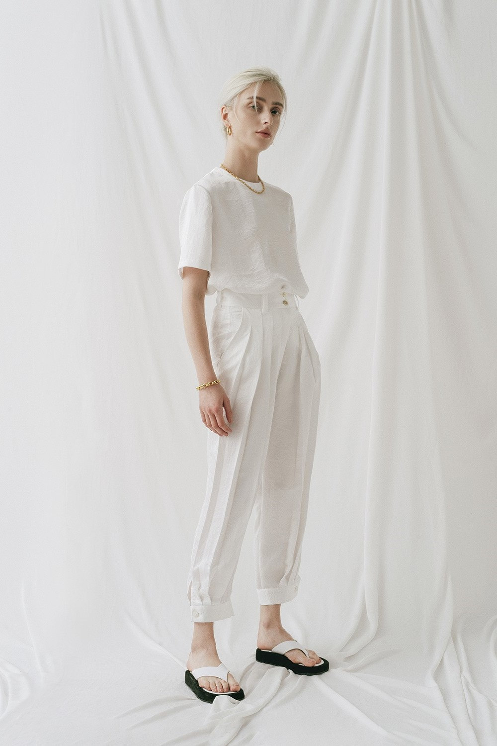 White Linen Pleated Pants With Pockets - High Waist Cuff Bottoms