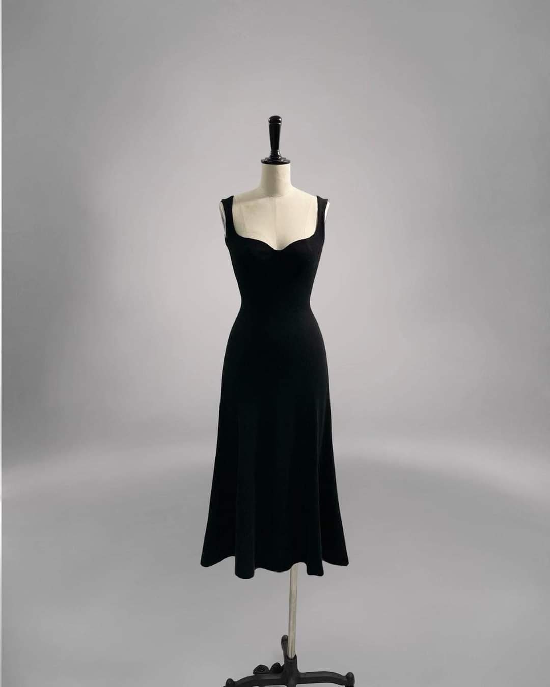Sweetheart Neckline Wedding Guest Maxi Dress With Sleeveless - Black Silk  Midi Dress - High Waist Silk Dress for Women - Etsy