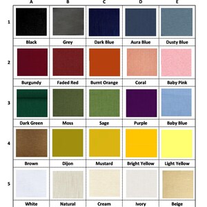 K&ouml;nnte beinhalten: Eine Farbkarte mit 25 Stoffmustern in verschiedenen Farben, darunter Schwarz, Grau, Dunkelblau, Aurablau, Staubblau, Burgunderrot, Ausgebleichtes Rot, Gebranntes Orange, Koralle, Babyrosa, Dunkelgr&uuml;n, Moos, Salbei, Lila, Babyblau, Braun, Dijon, Senf, Gelb, Hellgelb, Wei&szlig;, Natur, Creme, Elfenbein und Beige.