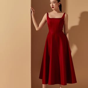 Fit Flare Seidenkleid - Seidenkleid - Kleid mit quadratischem Ausschnitt - Dicke Träger Sommerkleid - Abendkleid - Hohe Taille Kleid - Geschenk für Frauen