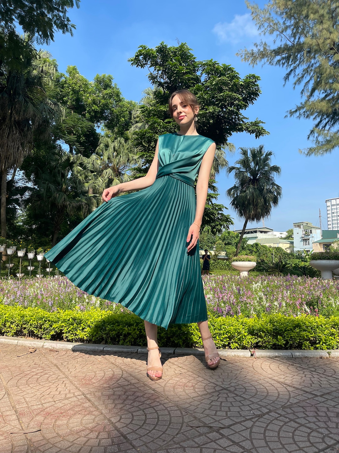 Pleated Wedding Guest Midi Dress Crew Neckline Dress Sleeveless A Line ...