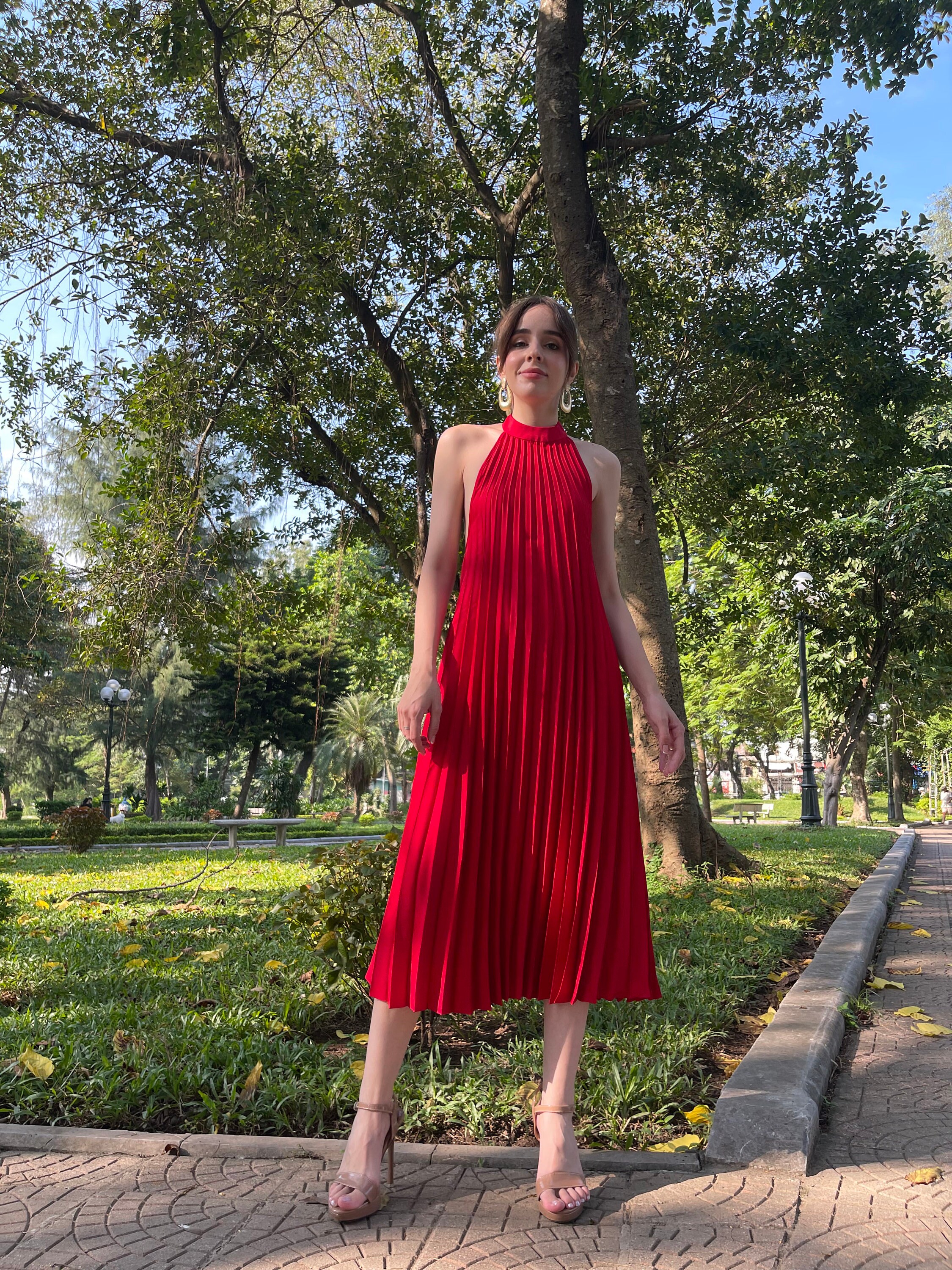 red pleated dress Strapless Sweetheart Mermaid Layered Long Prom With Slit Red / 14 A chic cocktail dress is the perfect choice for any party this season Ashley Lauren 4816 Short Flared