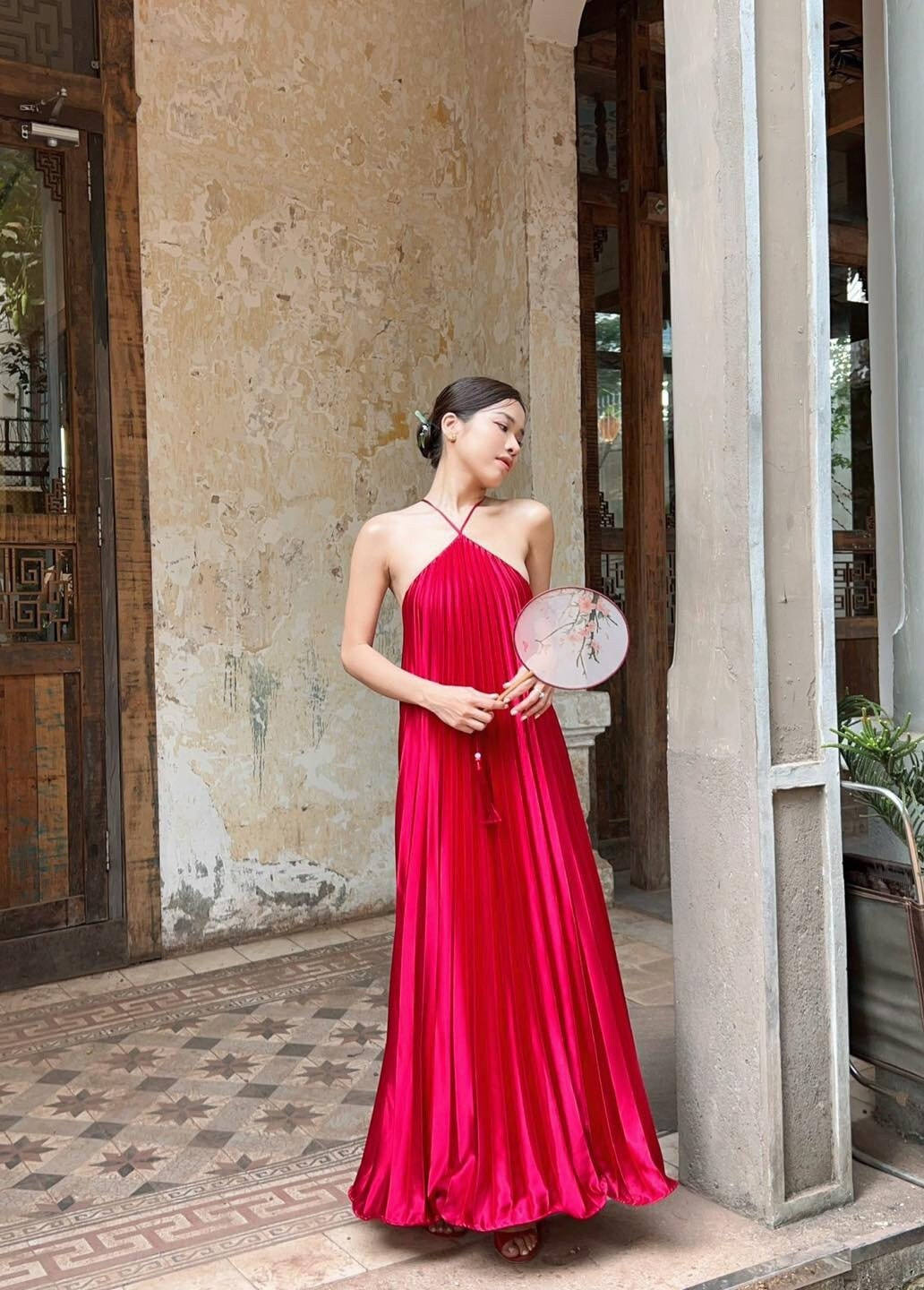 Pleated Maxi Dress, Long Beach Silk Dress, Summer Dress, Wedding Guest Maxi  Dress, Gift for Women, Maxi Dress - Etsy