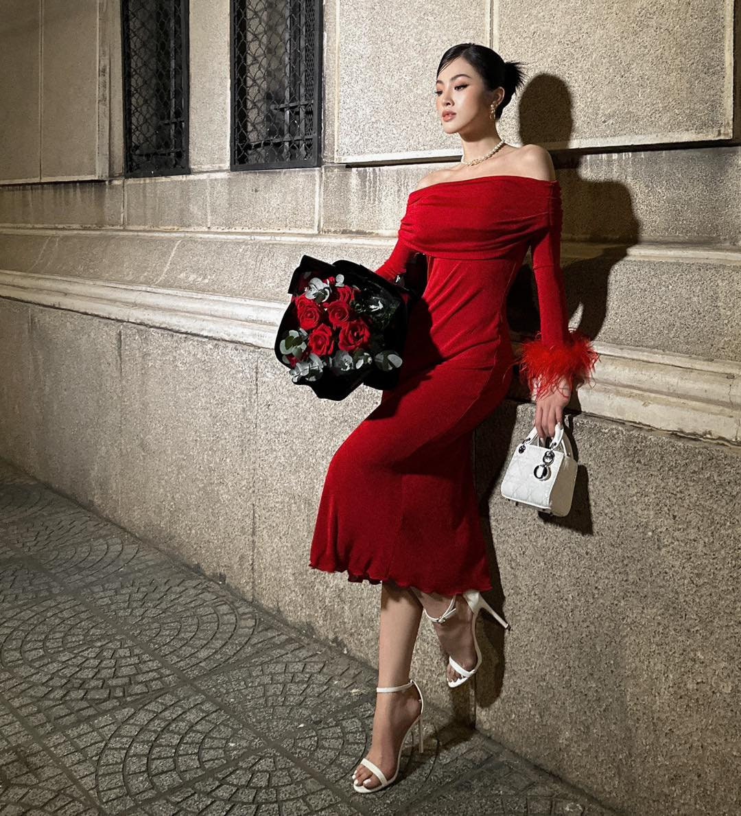 red dress with date Fall Date Outfits: What to Wear | LivingLesh