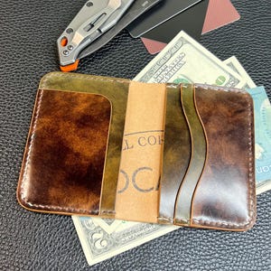 Cartera EDC de cuero cordobés Rocado Shell, cartera plegable con tarjetero para hombre