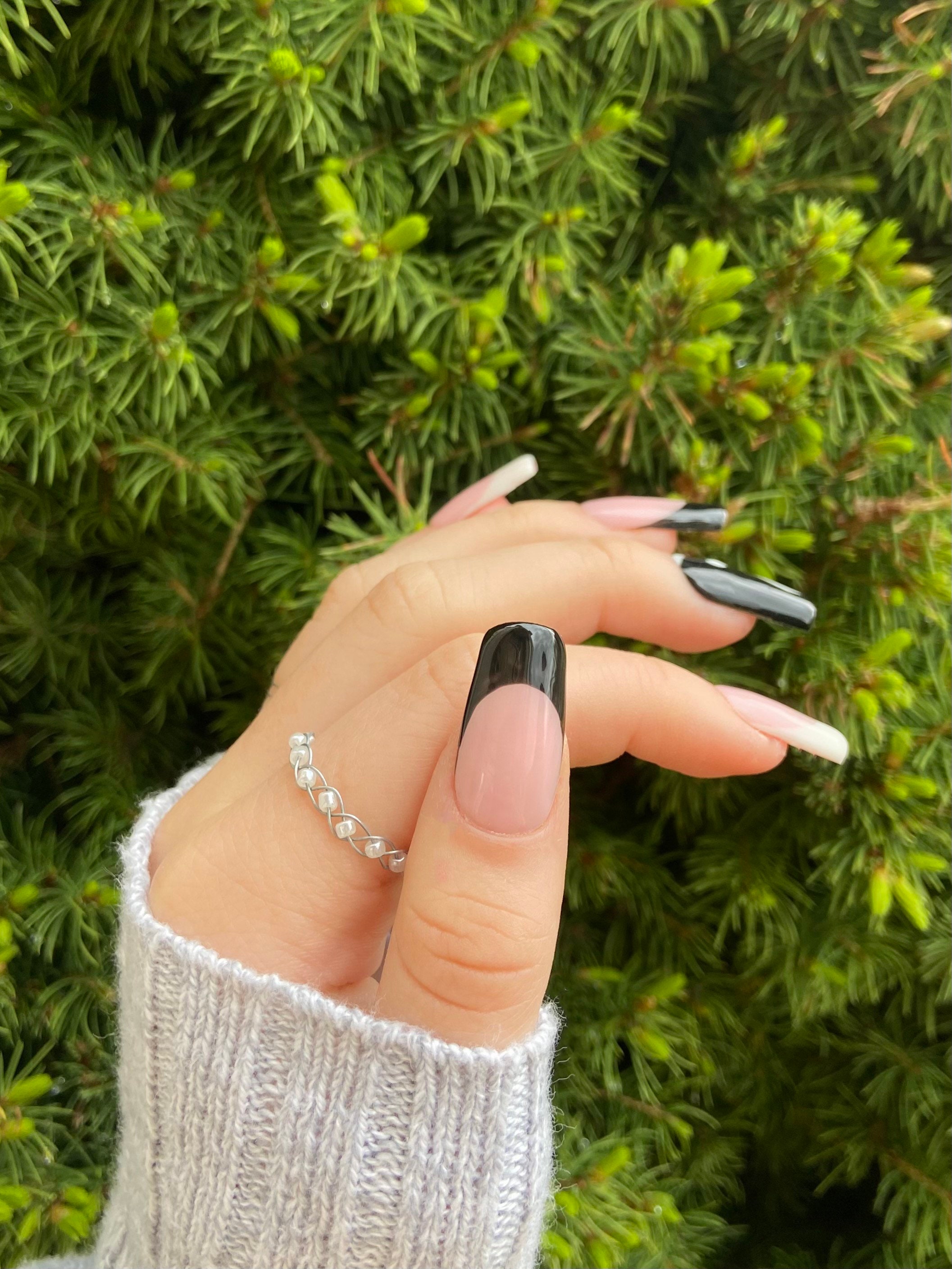 Black and White Yin Yang French Tip Press on Nails l | Etsy