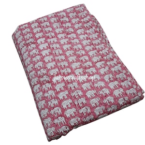 Trapunta con stampa a blocco di mani di elefante rosa, cotone indiano Kantha Jaipur Quilt Throw Blanket Handmade Block Printed Quilt Queen Size Bed Cover