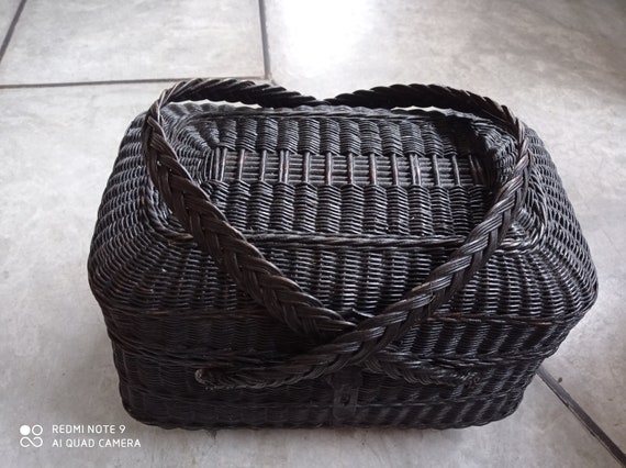 vintage wicker pic-nic basket