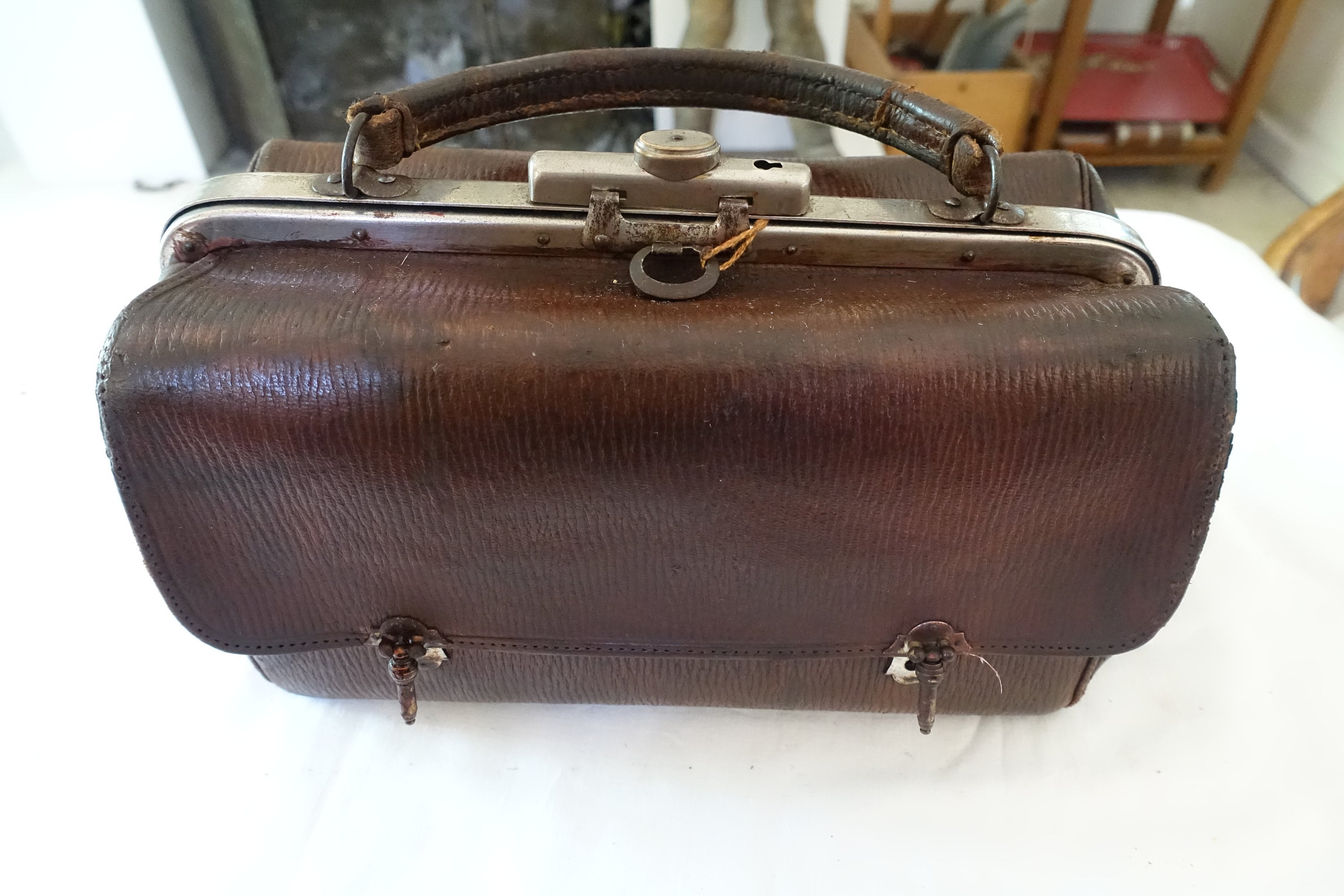 Ancien Sac Médecin De Voyage En Cuir Marron - Style Gladstone Rigide Avec Clé, Occasion