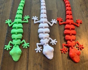 rubber lizard cat toy