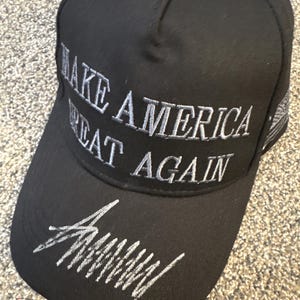 Tony Robbins signed hat Accessories | Tony Robbins Signed Hat | Poshmark main image 4