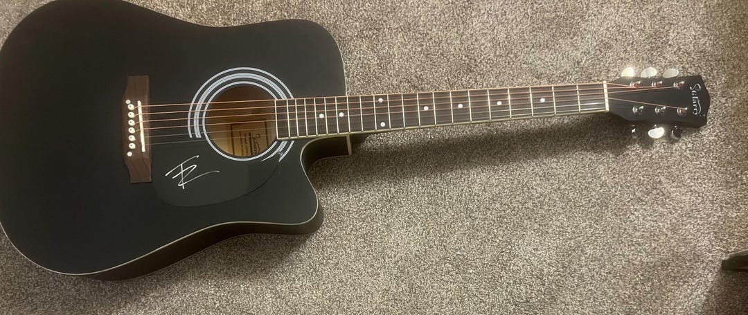 Thomas Rhett Signed Acoustic Guitar - Etsy