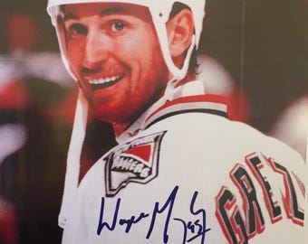 Wayne Gretzky New York Rangers HOF Signed  @ 8x10 Photo