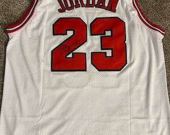 Camiseta de baloncesto de local firmada por Michael Jordan Chicago Bulls en color blanco xl Etsy Espana
