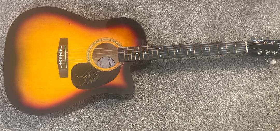 Cooder アコースティックギター サンバースト Jason ALDEAN サイン入りサンバースト アコースティックギター - Etsy 日本