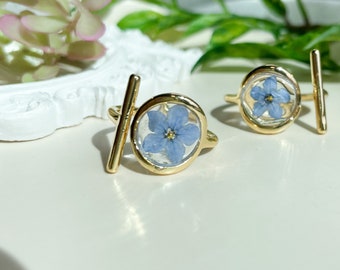 Handmade Forget-Me-Not Flower Minimalist Ring | 18k Gold | Ring | Resin |