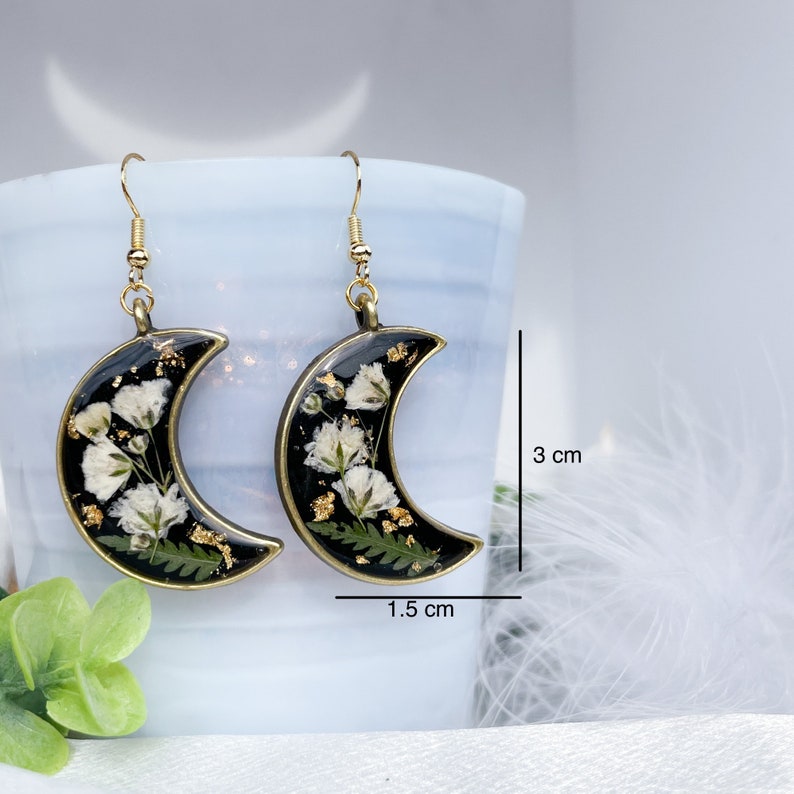 Handmade Moon Pressed Baby Breath Flowers Earrings Real Flower Resin Jewelry image 2