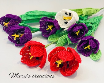 9 tulipani decorati con perline, tulipani rossi, bianchi e viola, regali decorati con perline, fiori artificiali, regalo, fiori da sposa, bouquet da sposa, tulipani artificiali