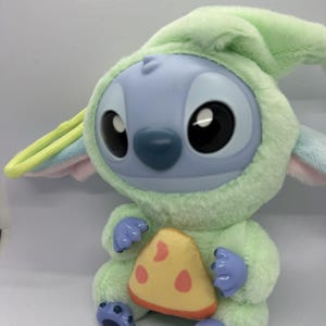 MINISO Disney Stitch Eat Something Before Sleep Collection Vinyl Plush Pizza