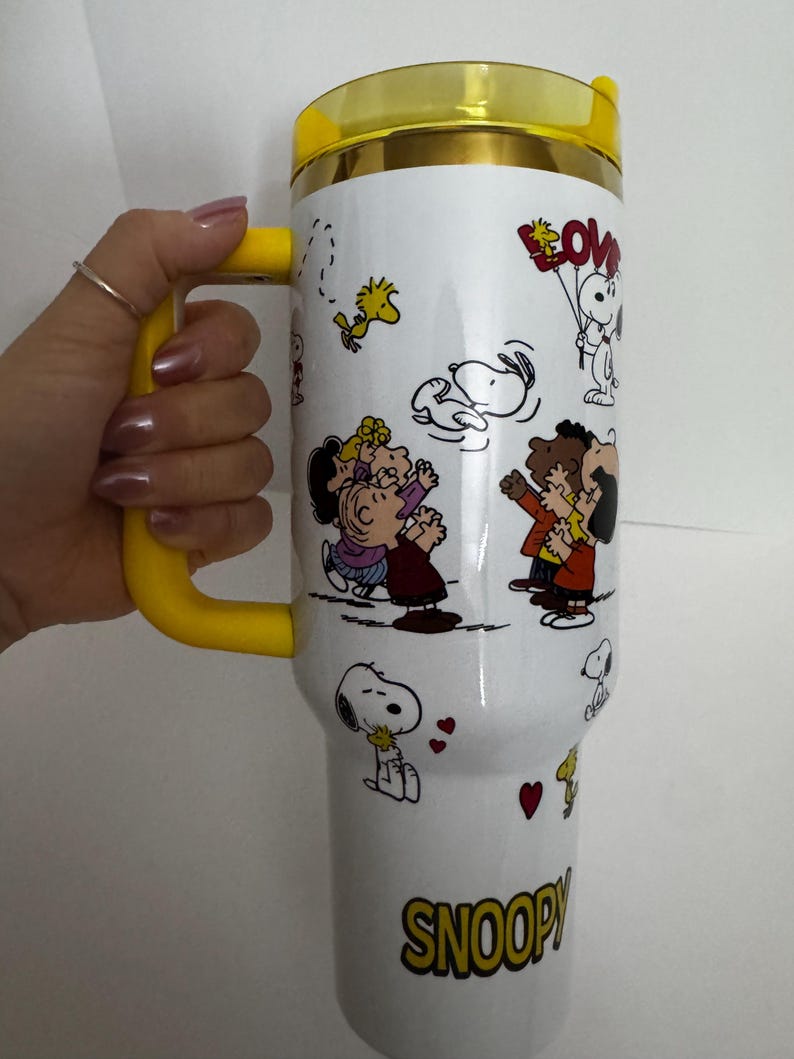 Jordnötter, Snoopy 40oz Stanley Tumbler, Quencher H2.0, Graverad karaktärsdesign bild 12
