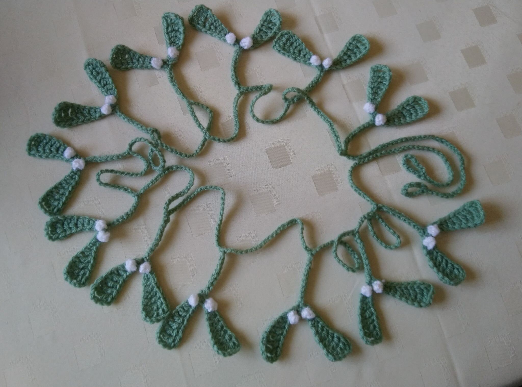 Crochet Mistletoe PDF Pattern Christmas Bunting Garland Etsy