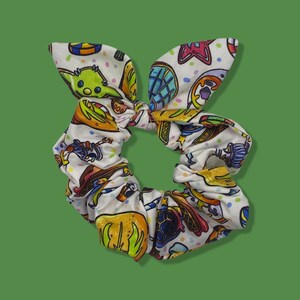 Porgs as Santas, Reindeer and Snowmen, Galaxy Wars Holiday Cookies Scrunchie
