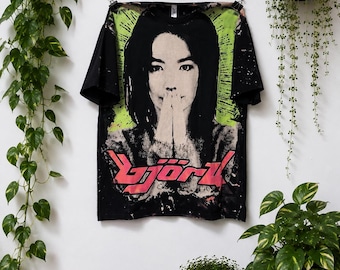 Handmade Bleached Björk T-Shirt | Vintage Music Graphic Tee XL