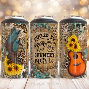 Diseño de sublimación de enfriador de latas 4 en 1 Impulsado por cerveza y música country Envoltura de enfriador de latas Diseño digital PNG recto