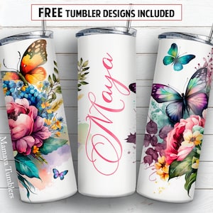 Peut inclure: Trois gobelets en acier inoxydable avec des motifs différents. Le premier gobelet présente un motif floral aquarelle avec des papillons. Le deuxième gobelet porte le nom "Maya" écrit en cursive rose. Le troisième gobelet présente un motif floral aquarelle avec un grand papillon.