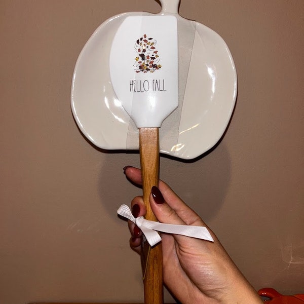 Rae Dunn x Peanuts Snoopy Spatula + Spoon Rest Set