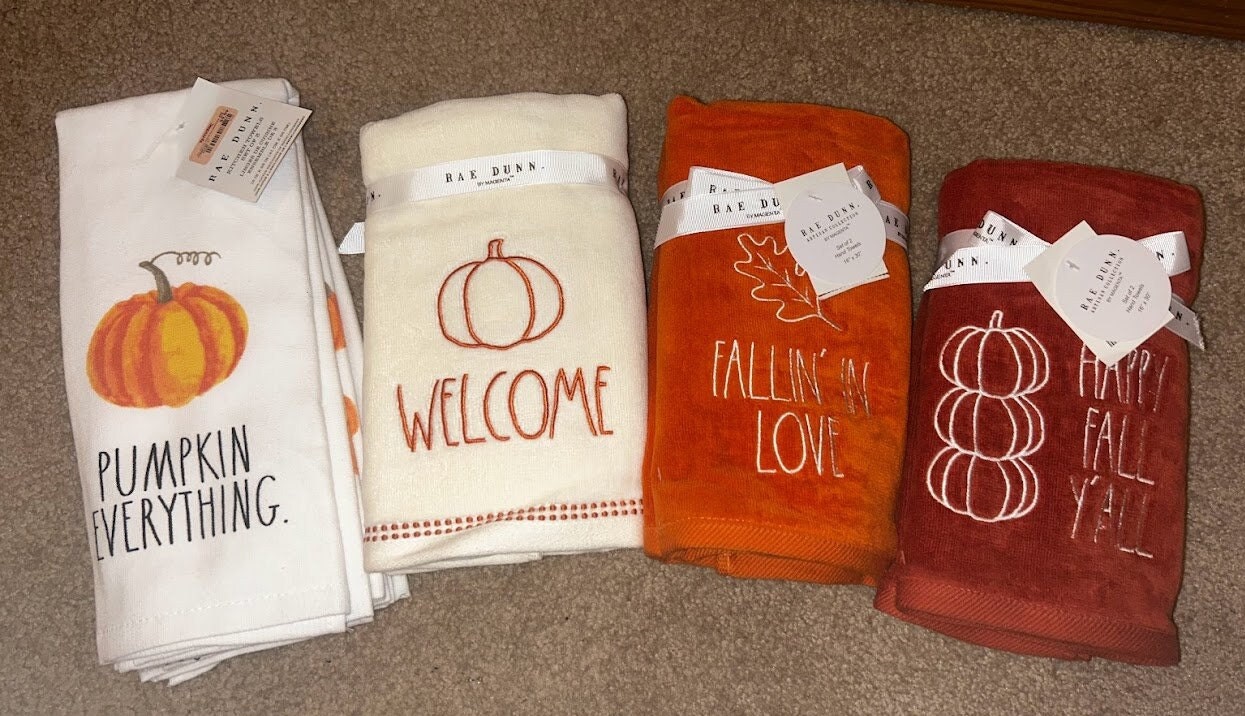 New Rae Dunn orange 2-piece Bathroom Hand Towel set HELLO FALL