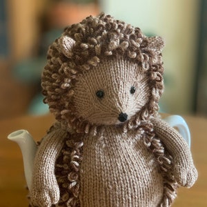 Tea Cosy knitting pattern. PDF digital download. ‘Asra’ the Hedgehog Tea Cosy knitting pattern to fit a 6 cup tea pot.