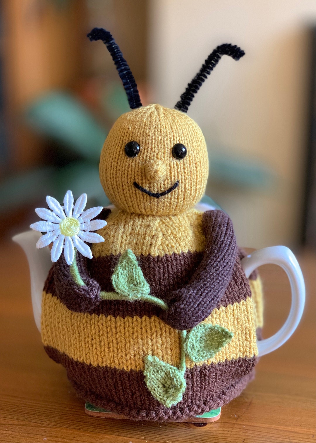 Tea Cosy Knitting Pattern. PDF Digital Download. Bee Happy Tea Cosy