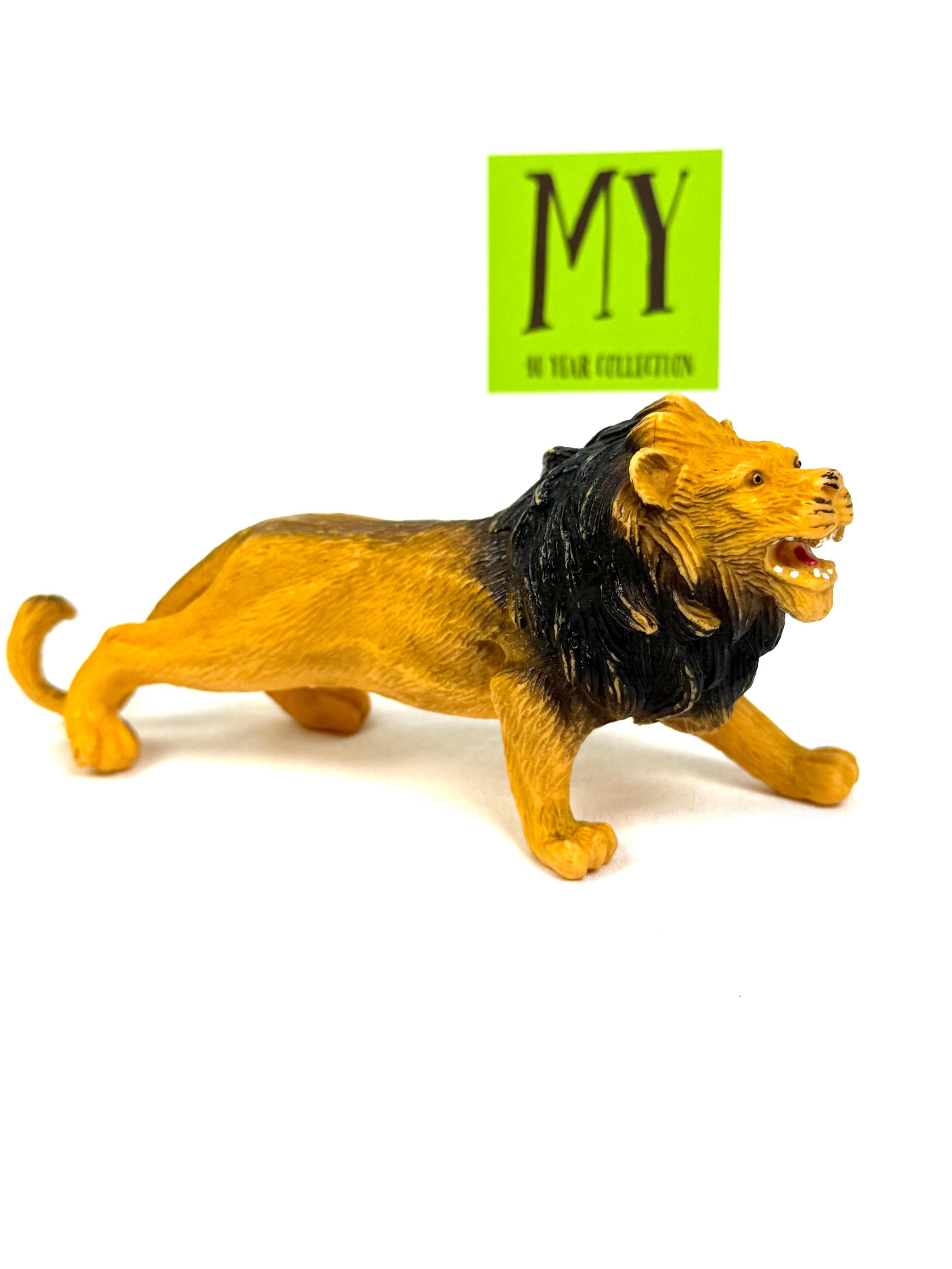 Vintage 1998 Hard Plastic Lion Toy – Roaring African Lion Figurine