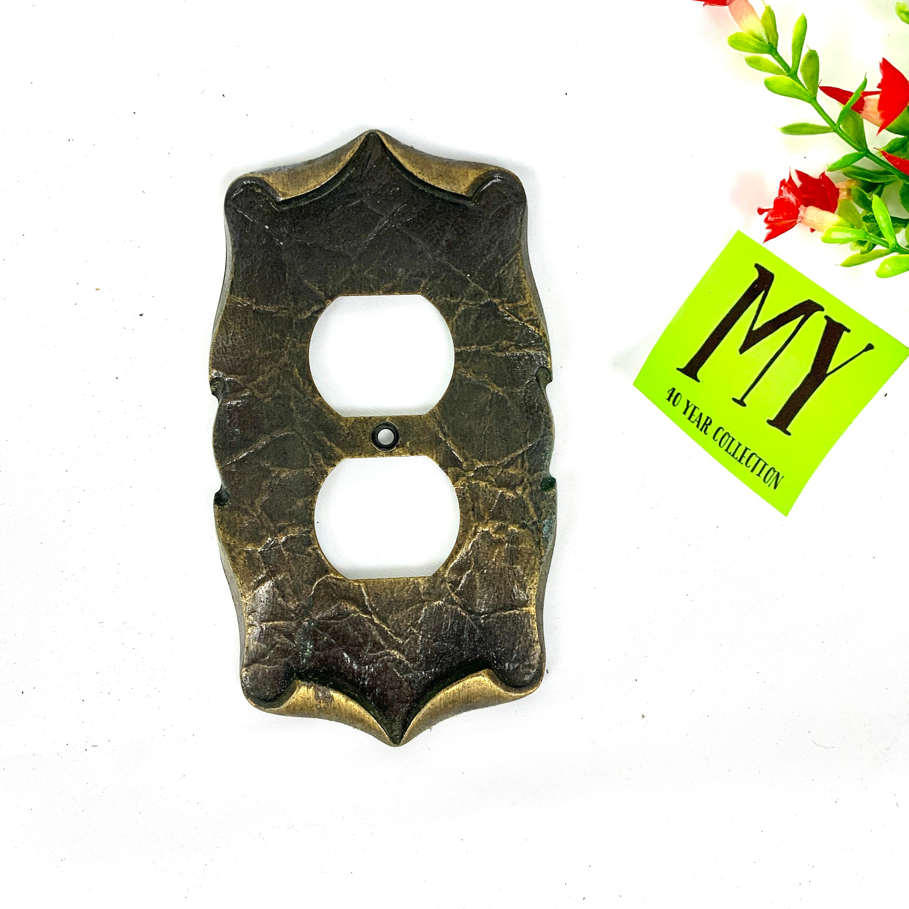 ＊handmade＊no.80 Beautifull Vintage Brass Double Light Switch Cover Outlet