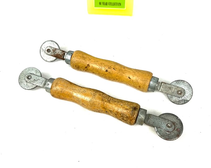 Vintage Tool - Double Ended Hand Spline Roller Wood Handle Taiwan ...