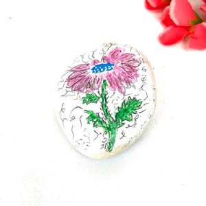 Vintage Painted Rock: Pink Flower Paperweight, Flower Pot Decor