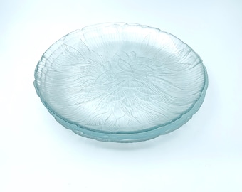 Vintage Plates - Set of Four - Clear Embossed Glass - Arcoroc Canterbury Crocus France - My40YearCollection