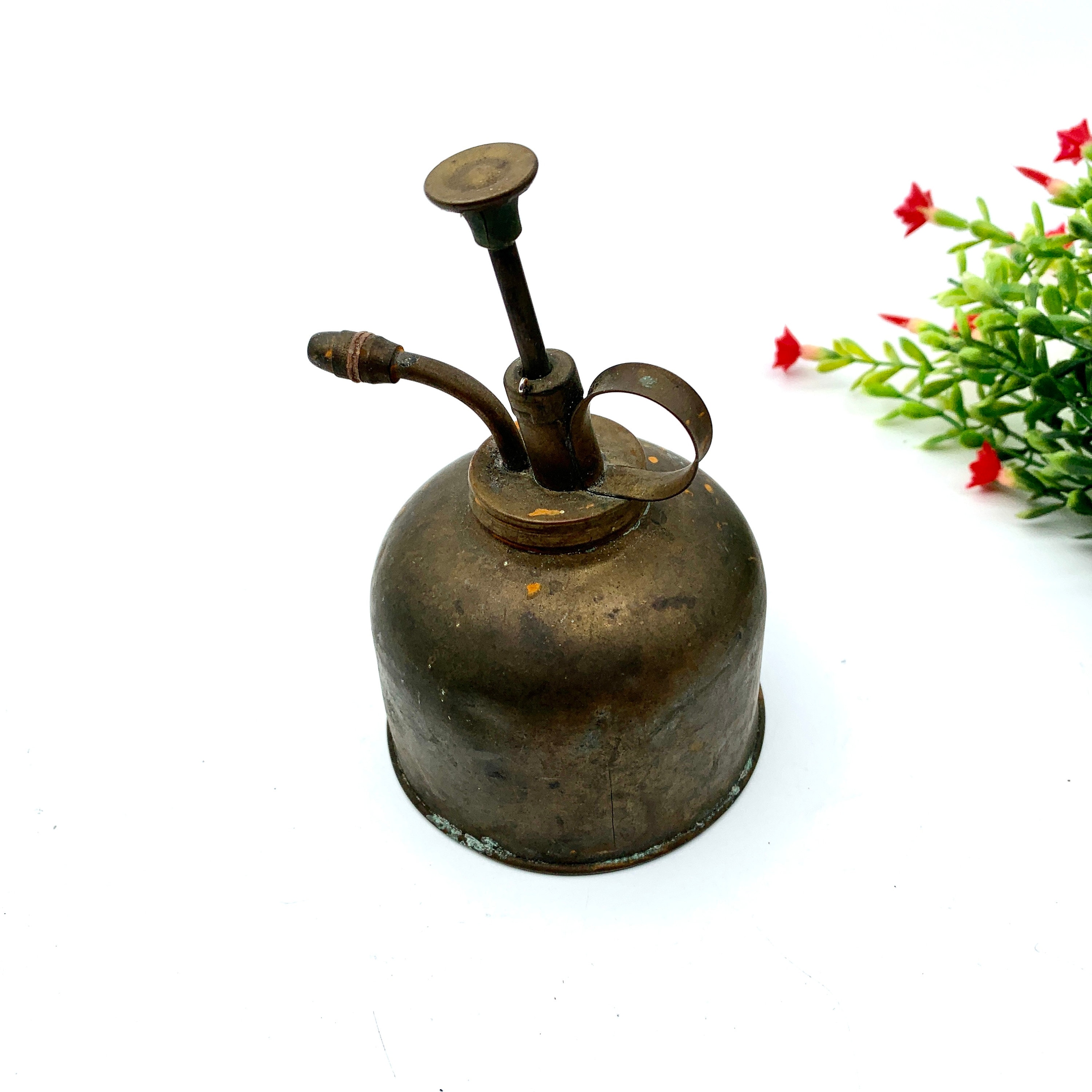 Vintage Small Oil Can Hand Pump Cam Trade Mark 333 No 107