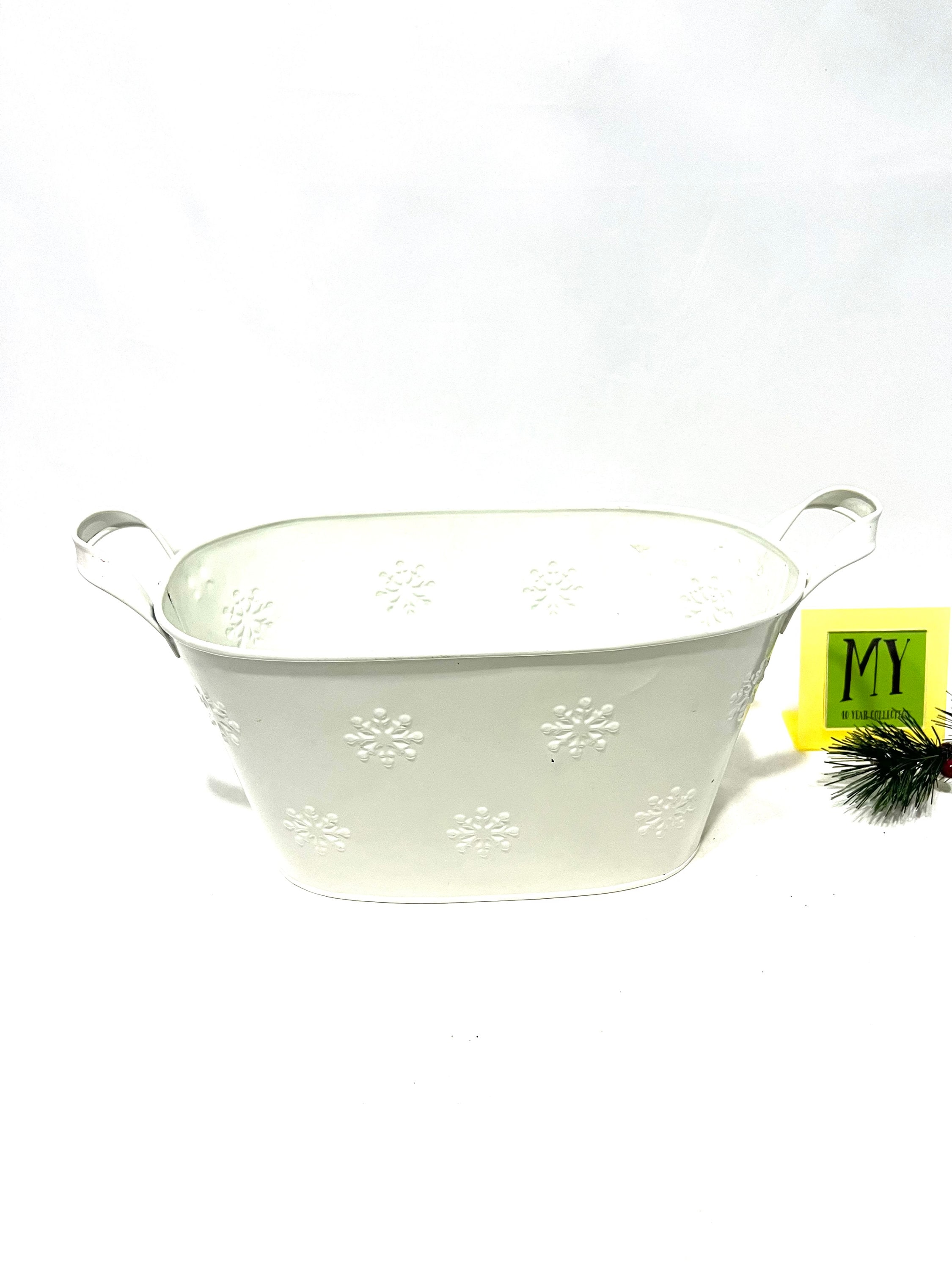 Vintage White Tin Basket With Handles - Holiday Tin Baske