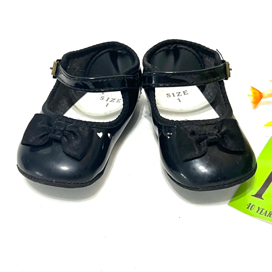 Adorable Vintage Black Baby Girl Shoes Size 1 Mary Janes With Small Bow