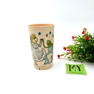 Vintage 1982 Muppet Characters Plastic Cup - Collectible Fan Cup