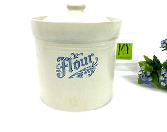 Vintage Stoneware Flour Canister with Lid - Pfaltzgraff Yorktowne - Blue Floral Motif - 506 - Small Nip  - My40YearCollection